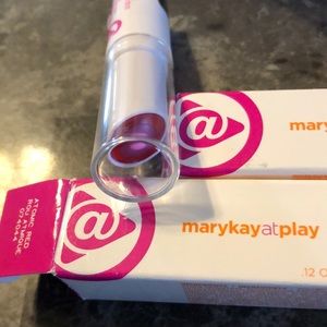 Mary Kay Triple Layer Tinted Lip Balm
